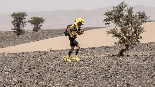 Kejuaraan Marathon des Sables di Gurun Sahara