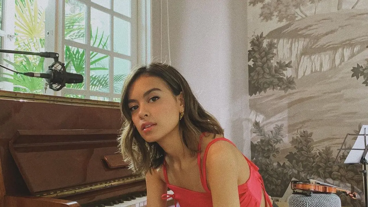 Eva Celia