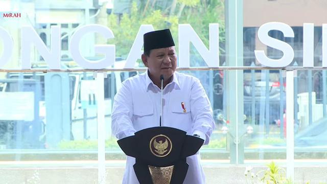 Presiden Prabowo Subianto meresmikan Terowongan Silaturahmi Masjid Istiqlal-Gereja Katedral Jakarta Pusat, Kamis (12/12/2024).