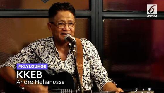 VIDEO: Live Accoustic Andre Hehanussa - KKEB