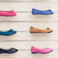 Sepatu Anak Perempuan Kekinian, Rekomendasi Outfit Stylish Si Kecil yang Makin Outstanding