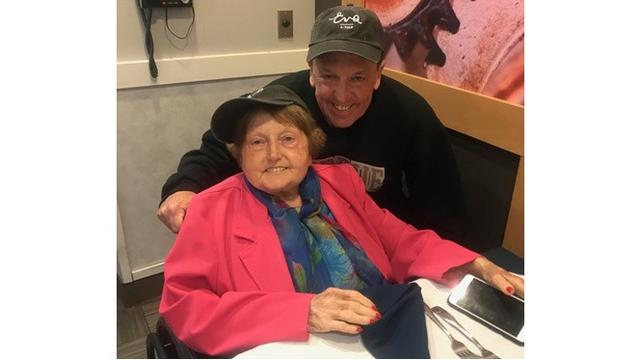 Pernah Jadi Eksperimen Dokter Nazi, Ini Kabar Si Kembar Eva dan Miriam