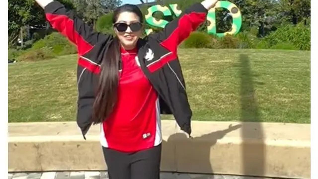 Fitri Carlina Tunaikan Nazar, Terbang ke Australia Demi Dukung Timnas Garuda: 1-0 Buat Indonesia