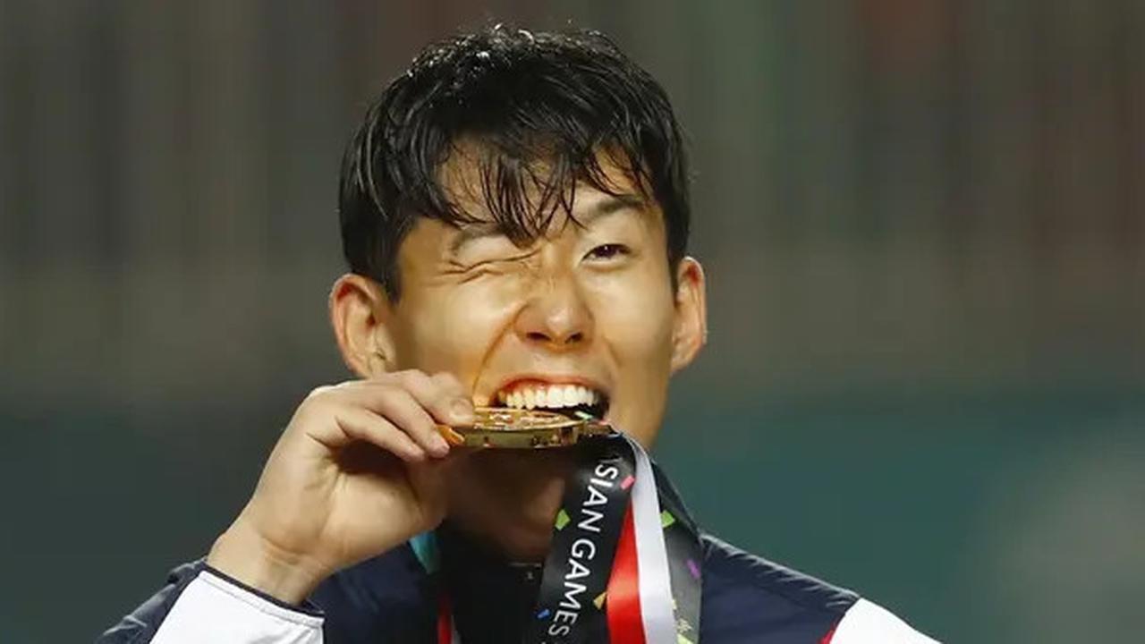 Perjalanan Son Heung-min: Raih Medali Emas di Pakansari Kini Angkat Trofi Liga Europa