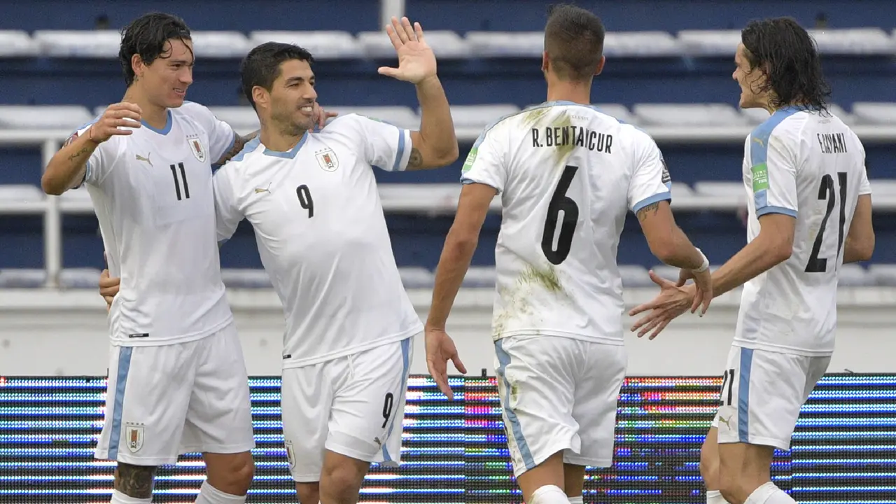 Luis Suarez dan Cavani Cetak Gol, Uruguay Hajar Kolombia 3-0