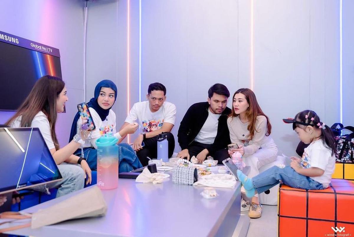 7 Potret Ulang Tahun Arsya, Ada Ameena yang Tampil Menggemaskan Bak Minnie Mouse - Millen Cyrus hingga Aaliyah Massaid Tak Ketinggalan Datang