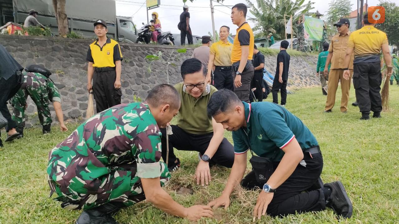 Penghijauan di Kawasan Wisata Taman Pancing Denpasar
