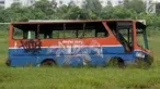 Bangkai armada transportasi Metromini terparkir di Pool Bus Dinas Perhubungan DKI Jakarta, Rawa Buaya, Jumat (23/3). Bus Metromini yang rusak dan tak layak mulai digantikan oleh angkutan umum Minitrans dan Metrotrans. (Liputan6.com/Arya Manggala)