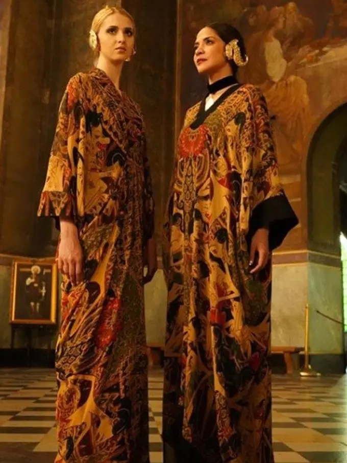 Deretan desainer Indonesia yang sukses lestarikan batik