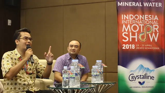 Penuhi Kebutuhan Hidrasi Sehari-hari dengan Air Sebening Kristal