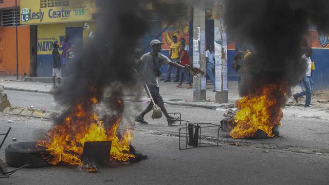 Protes Menuntut PM Haiti Ariel Henry Mundur