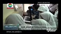 Memperingati Hari Anak Internasional pada 20 November. Ratusan anak sekolah di Lamongan, Jawa Timur, Kamis siang, melakukan kegiatan pembelajaran di luar sekolah.