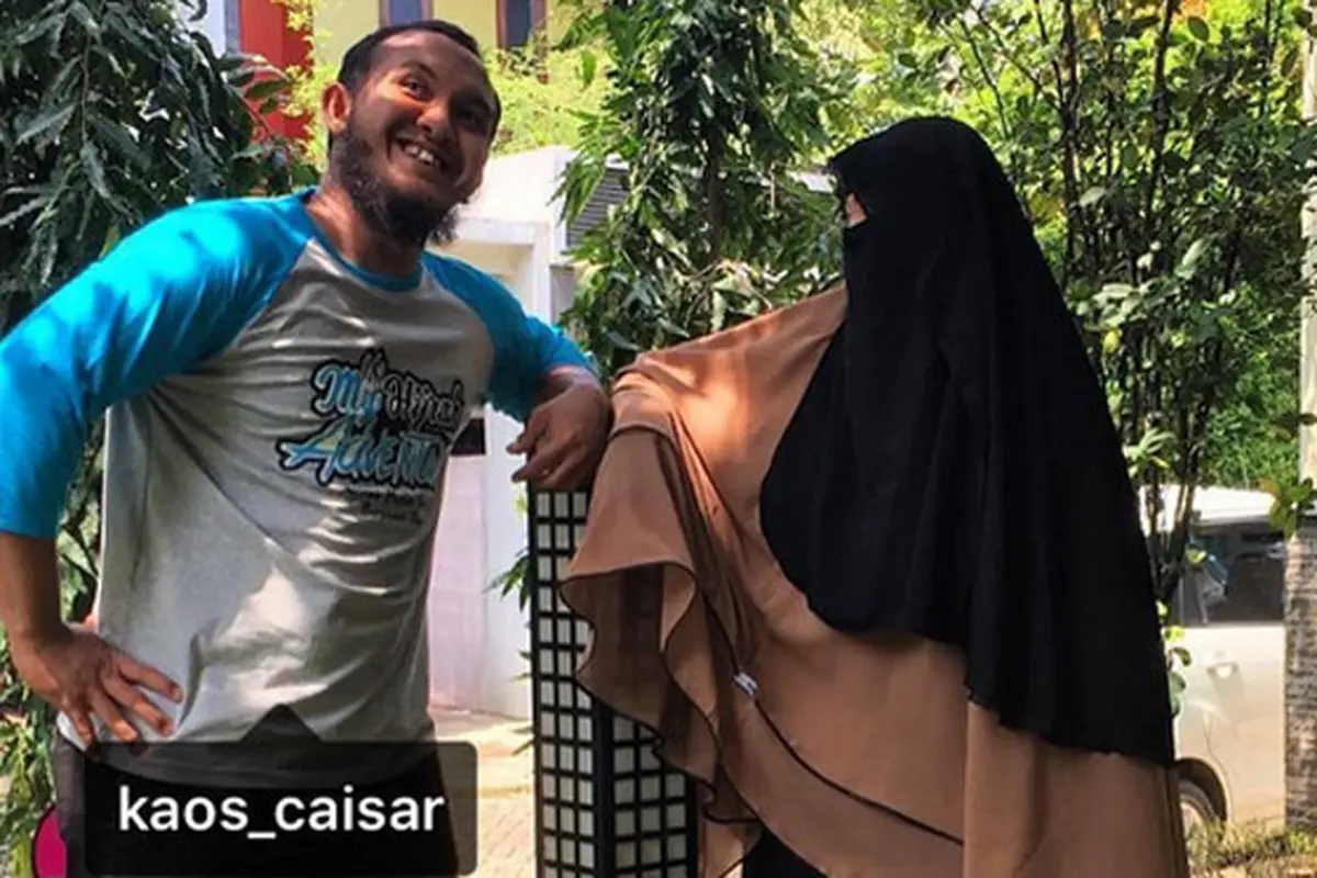 [Bintang] Caisar dan Indadari