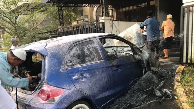 Honda Brio Terbakar