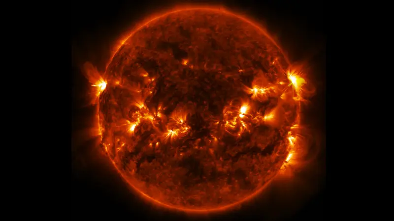 Penampakan solar flare di Matahari