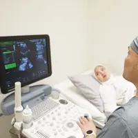 Perjalanan masa kehamilan sampai mengurus buah hati semakin mudah dan menyenangkan dengan kemudahan mengakses para ahli di bidangnya (Foto: Dok. Promptus Clinic)