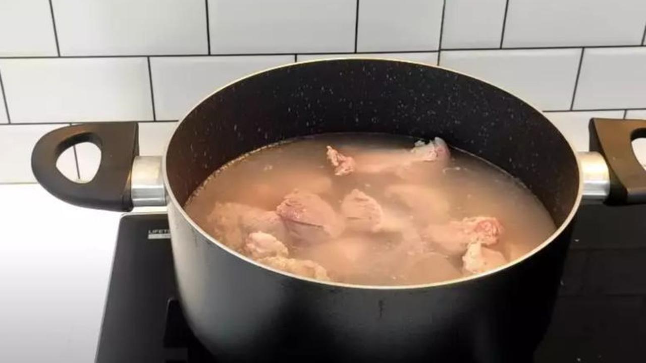 <b>Rebus Daging untuk Kedua Kalinya</b>