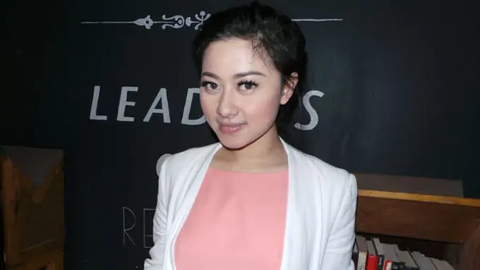 Copyright by Vemale.com