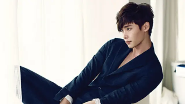 Lee Jong Suk