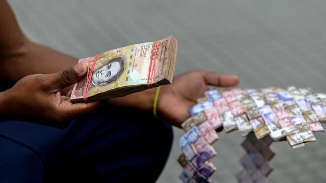 Hiperinflasi Venezuela Hapus 3 Nol Di Mata Uang Bisnis