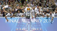 Skuat Real Madrid rayakan juara Liga Champions 2015-2016 (Reuters)