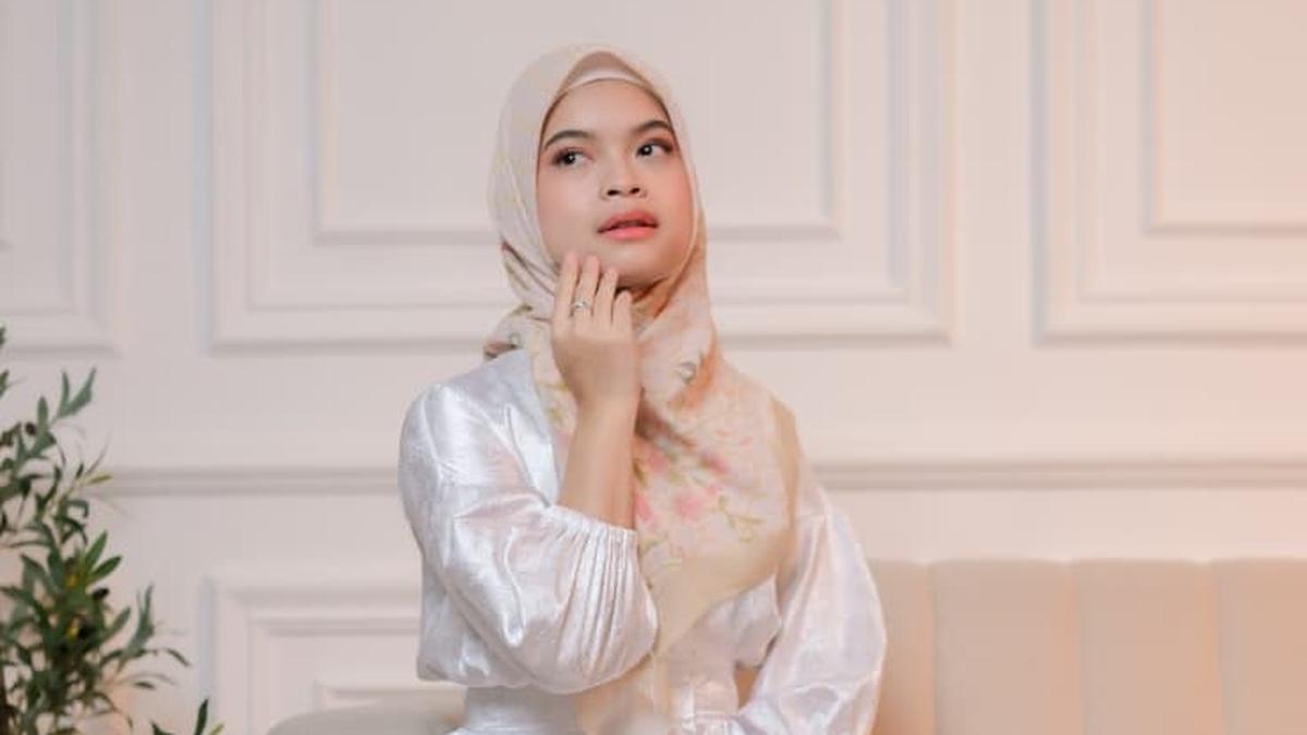 Reina Moore Luncurkan Lagu Religi Tetap di JalanMu, Tentang Jatuh Lalu Bangkit dan Belajar Lagi