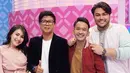 "Live @brownis_ttv nihhhhhh nonton yaaaaaa #rubenonsu #realbensu #justruben #jalani_nikmati_syukuri #janganlupabahagia #senyuminaja," tulis ruben_onsu sebagai keterangan fotonya. (Instagram/ruben_onsu)
