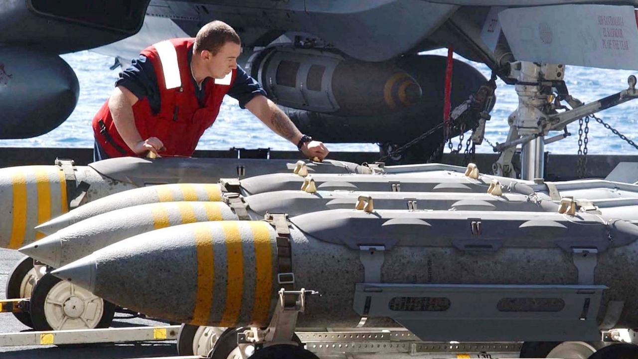 FOTO: Ngerinya Daya Ledak Bom MK-84 yang Dikirim Donald Trump ke Israel: Bobotnya 1 Ton, Mampu Hancurkan Beton dan Logam Tebal
