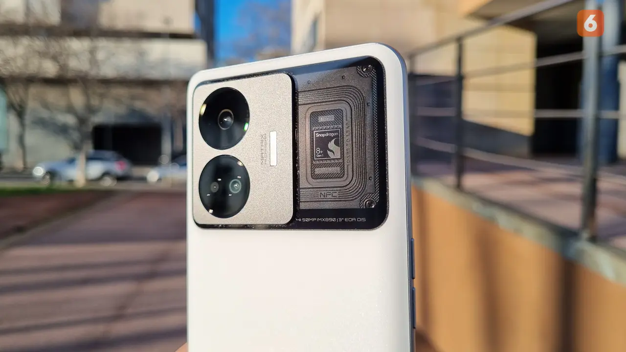 Penampakan Realme GT 3