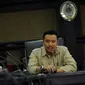 Menteri Pemuda dan Olahraga (Menpora), Imam Nahrawi (kanan) melakukan pertemuan dengan 18 klub PSSI dan PT Liga Indonesia di Kantor Kemenpora, Jakarta, Senin (27/4/2015). Pertemuan berlangsung tertutup dan tanpa hasil. (Liputan6.com/Helmi Fithriansyah)