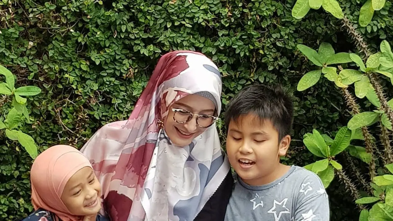 [Bintang] Inneke Koesherawati