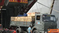 Citizen6, Tanjung Priok: Dua kapal perang dari jajaran Kolinlamil jenis ATF, KRI Teluk Manado-537 dan KRI Teluk Hading-538 mengangkut Satgasmar dalam rangka operasi pengamanan ke pulau-pulau terluar Indonesia pada, Selasa (25/9). (Pengirim: Dispenkolinlam