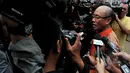Dalam keterangan persnya Rohaniawan Daniel Alexander mengaku, akan terus memperjuangkan duo Bali Nine untuk tidak dihukum mati, Nusakambangan, Jawa Tengah, Kamis (5/3/2015).(Liputan6.com/Johan Tallo)