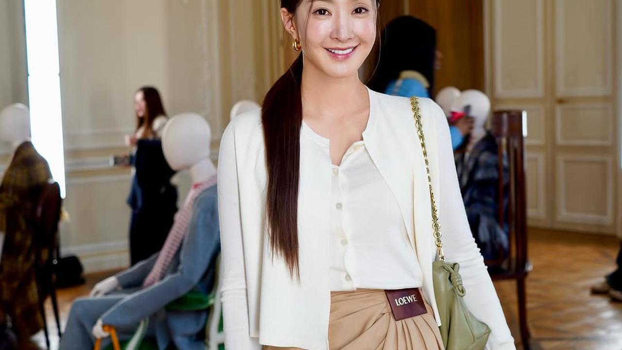 Potret Cantik Lee Si Young, Usia 42 Tahun Tapi Visualnya Kayak Anak Kuliahan