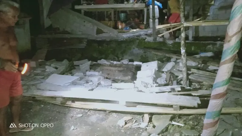 Kerusakan yang ditimbukan akibat gempa yang mengguncang Kabupaten Kepulauan Talaud, Kamis malam.