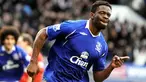 Everton's French forward Louis Saha celebrates after scoring the team's second goal during their FA cup quarter final football match against Middlesbrough at Goodison Park in Liverpool on March 8, 2009. AFP PHOTO/ANDREW YATES