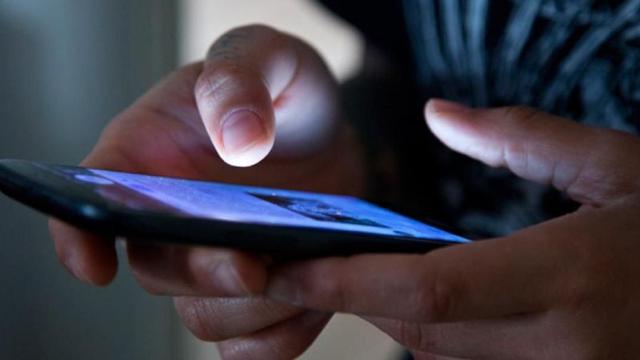 Cara Buat Logo Keren dari Perangkat Android Bagi Permula