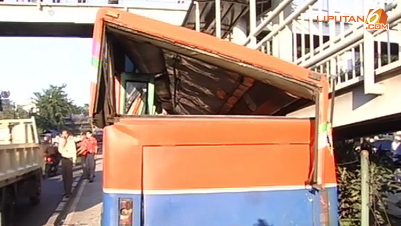 metromini-maut1-130724c.jpg