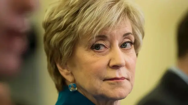 Donald Trump menilai Linda McMahon sebagai sosok yang memperjuangkan hak pendidikan anak di AS (Dok. AFP).
