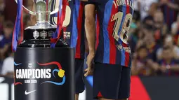 Laga melawan Mallorca menjadi penampilan kandang yang terakhir bagi Sergio Busquets dan Jordi Alba sebagai pemain Barcelona. (AP Photo/Joan Monfort)