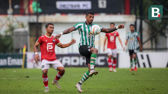 Foto: Aksi Sengit saat Bekasi City Menjamu Deltras FC di Babak 12 Besar Pegadaian Liga 2 2023 / 2024