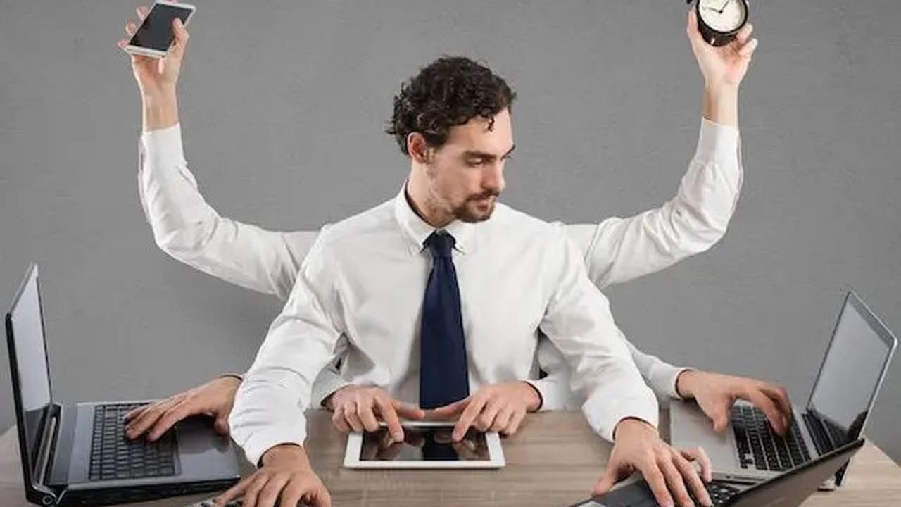 5 Sikap Positif untuk Menciptakan Kebahagiaan di Setiap Fase Kehidupan