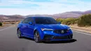 Acura Integra berbagi platform dengan Honda Civic terbaru berkode FL. Mulai dari rangka, mesin, hingga sistem penggeraknya. Namun, khusus varian Type S ini mengambil basis yang sama dengan hot hatchback Honda Civic Type R yang baru saja meluncur di Indonesia. (Source: caranddriver.com)