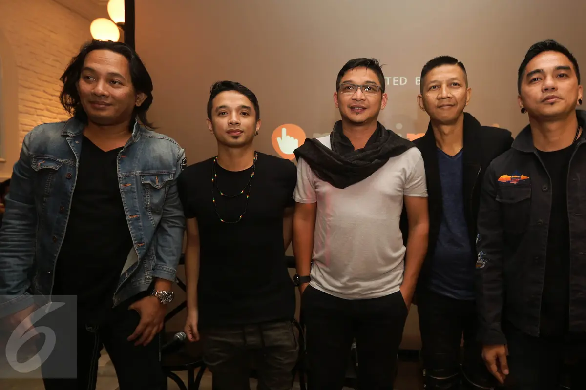 Grup Band Ungu 