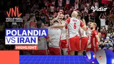 Berita video highlight pertandingan bola voli putra dunia antara Polandia vs Iran di perempat final Volleyball Nations League 2022. Iran tersingkir setelah kalah 2-3 dari Polandia.