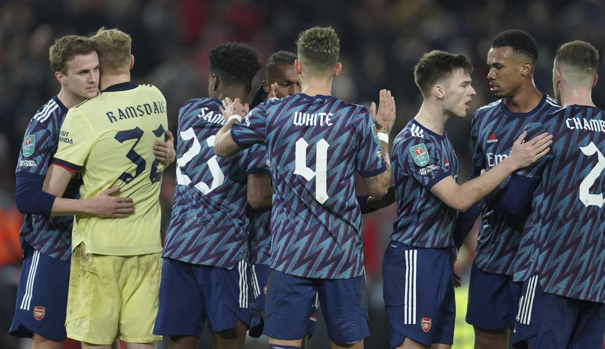 Skor 0-0 bertahan hingga laga usai dan menjadi modal bagus untuk Arsenal menyongsong laga leg kedua yang gantian akan menjadi tuan rumah. (AP/Jon Super)