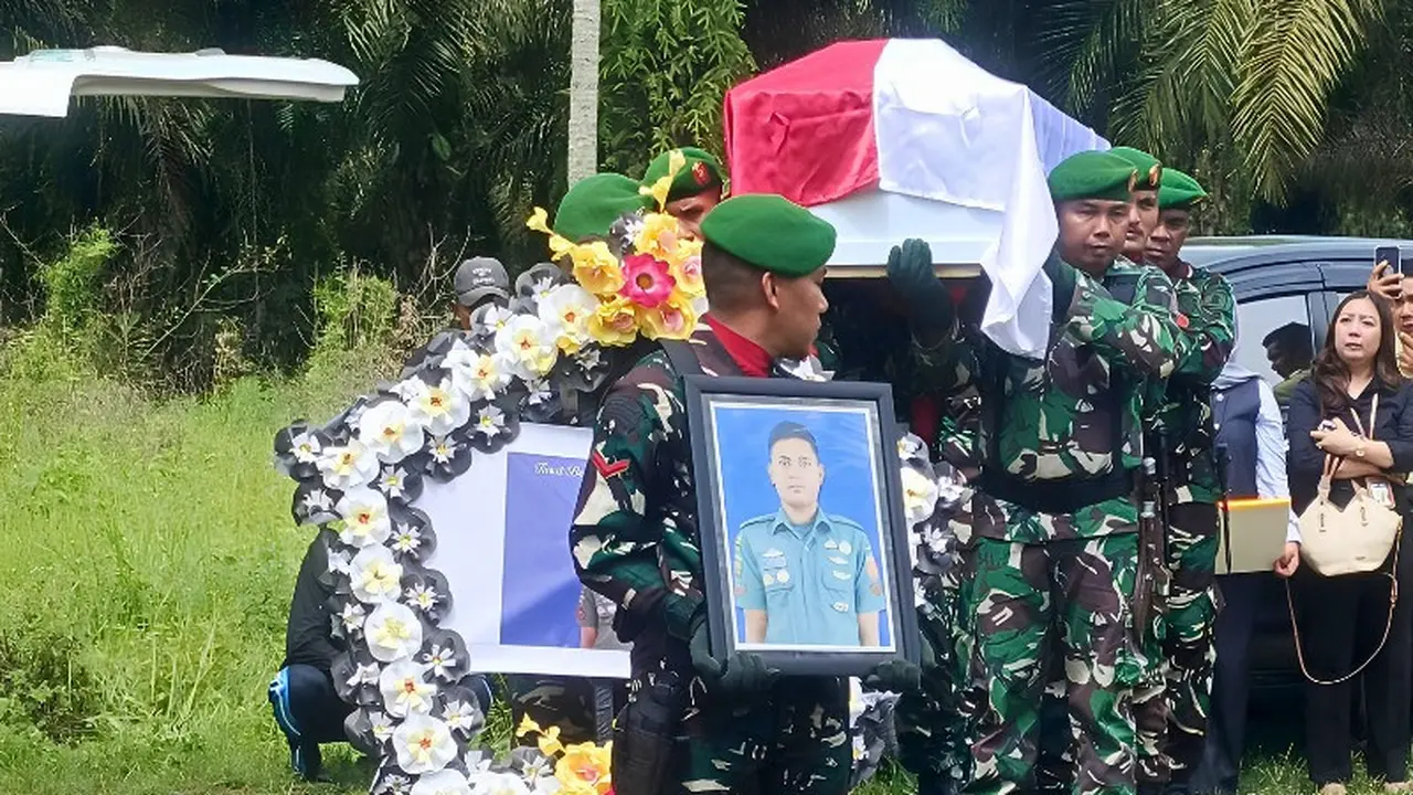 Asabri Serahkan Santunan Rp 457 Juta kepada Keluarga Prajurit TNI yang Gugur di Papua. (Dok Asabri)