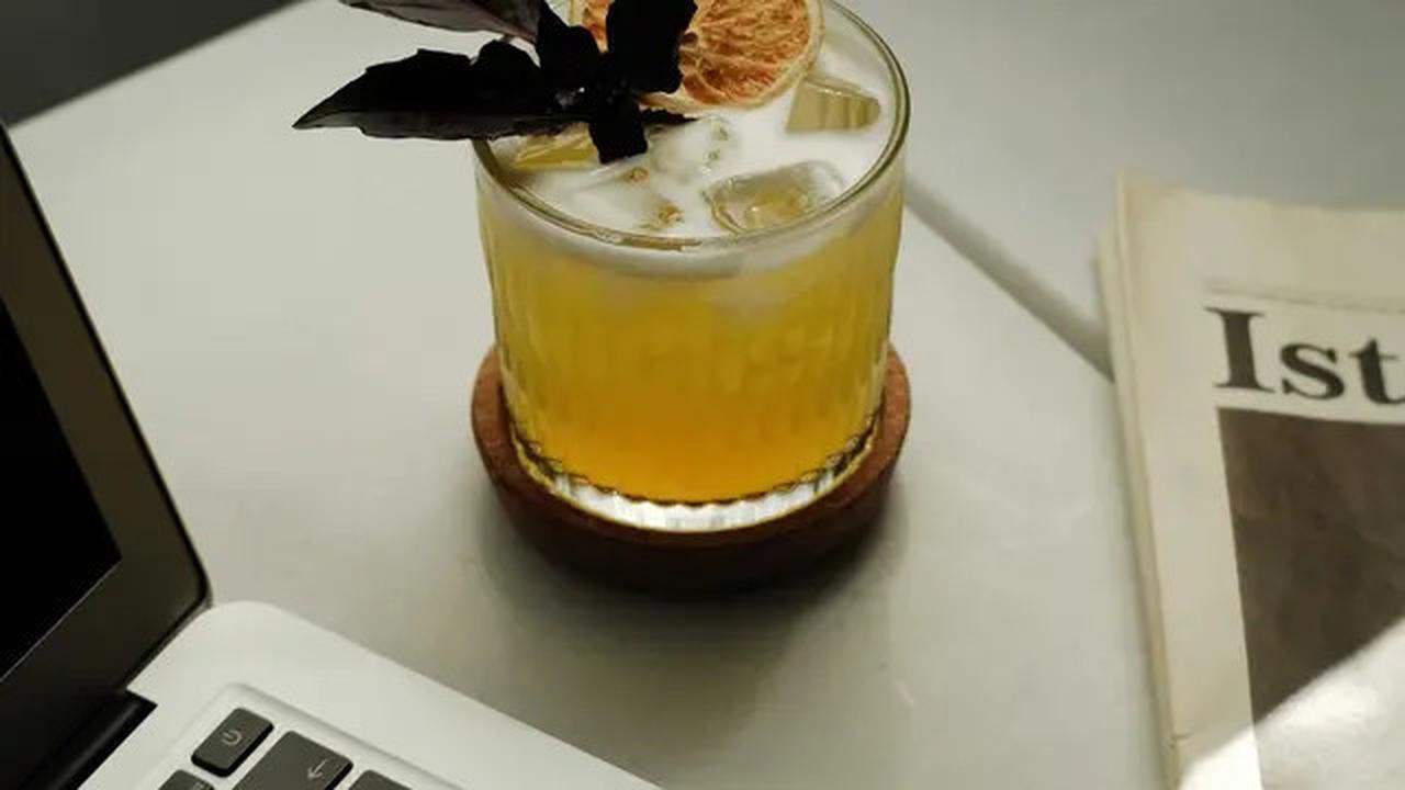 4 Resep Jamu Daun Rebus untuk Menjaga Kesehatan Jantung Secara Alami