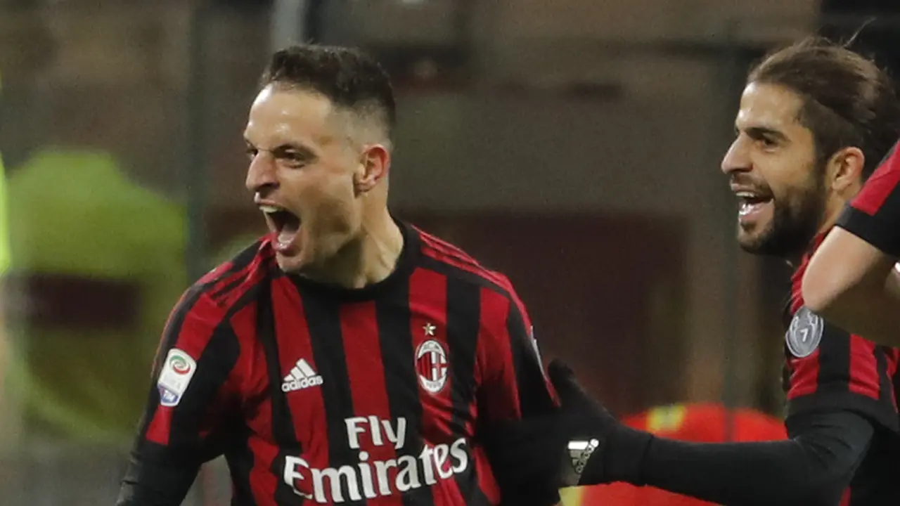 Giacomo Bonaventura Cetak Gol Tunggal AC Milan