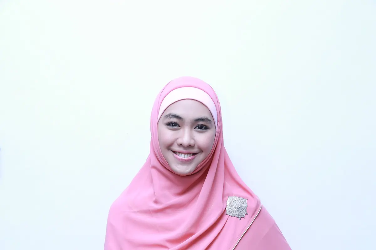 [Bintang] Oki Setiana Dewi